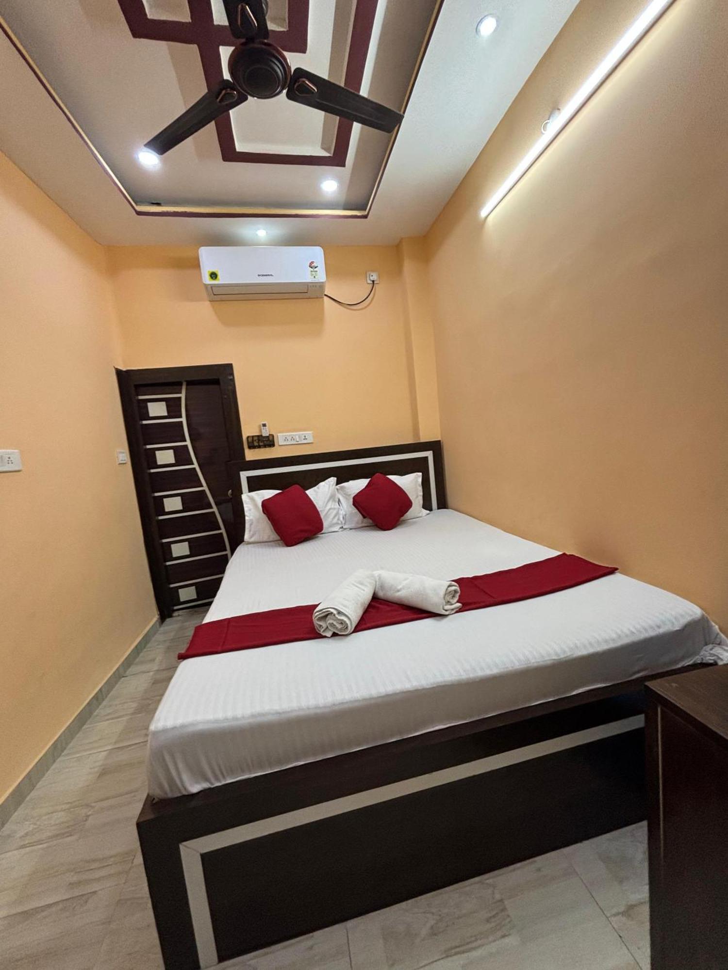Hotel O Marquis Guest House Calcutta Buitenkant foto