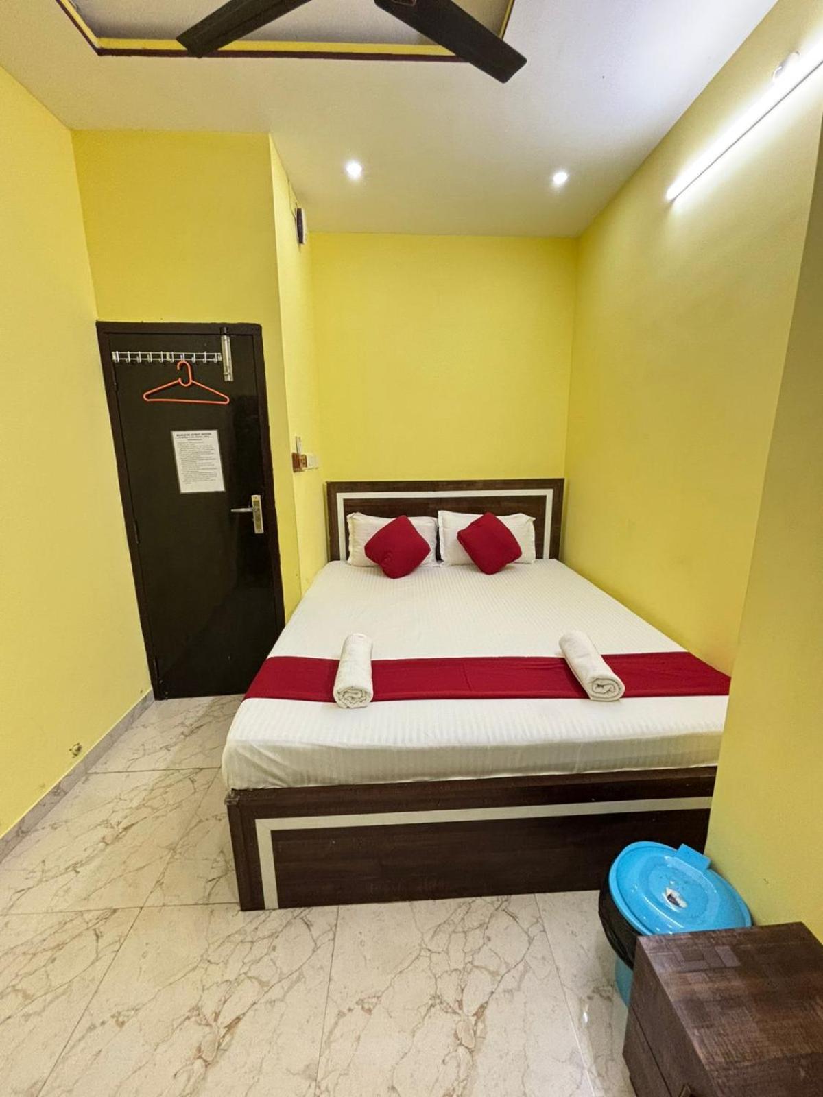 Hotel O Marquis Guest House Calcutta Buitenkant foto